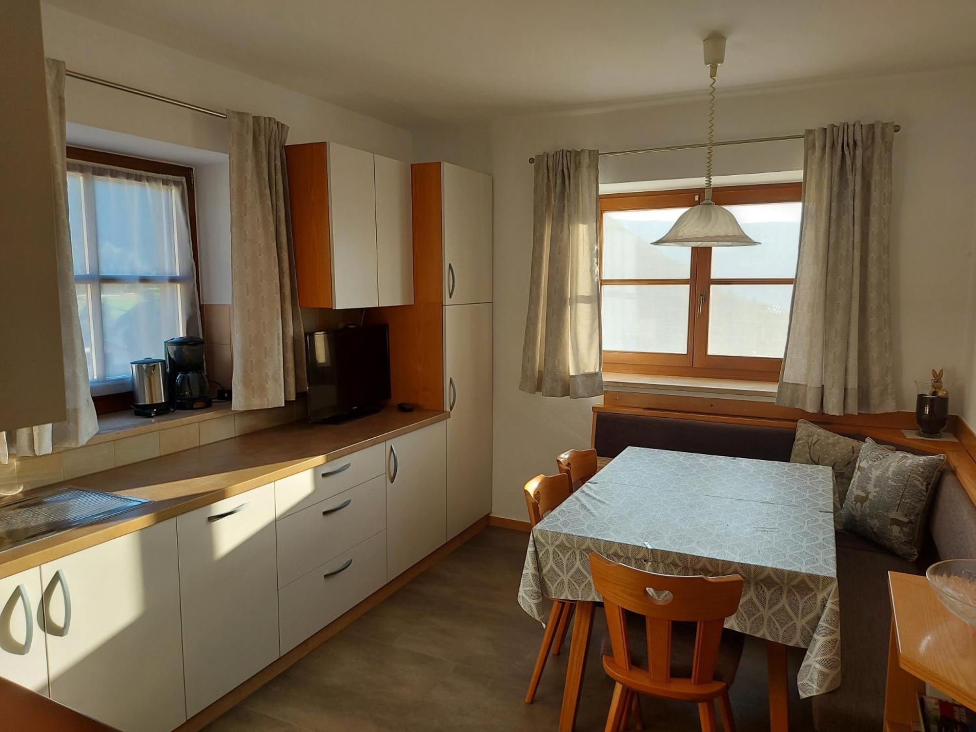 Alpenrose Apartment เมลตินา ภายนอก รูปภาพ